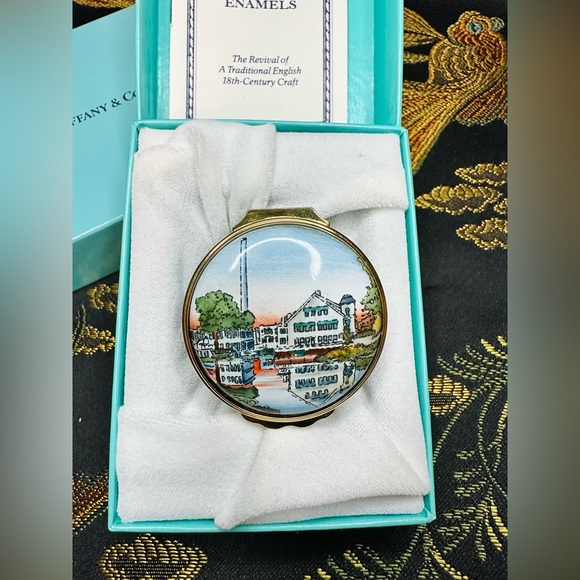 SOLD. Tiffany & Co Halcyon Days Enamels Samoset Resort MBNA 1994 Trinket Box - Picture 4 of 9